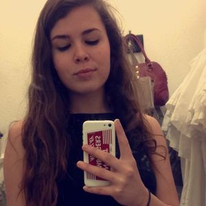 Meet your Posher, Alisha